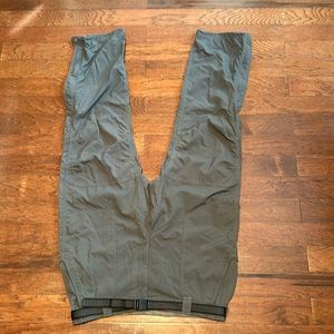 LL Bean pant moisture wicking size 40.